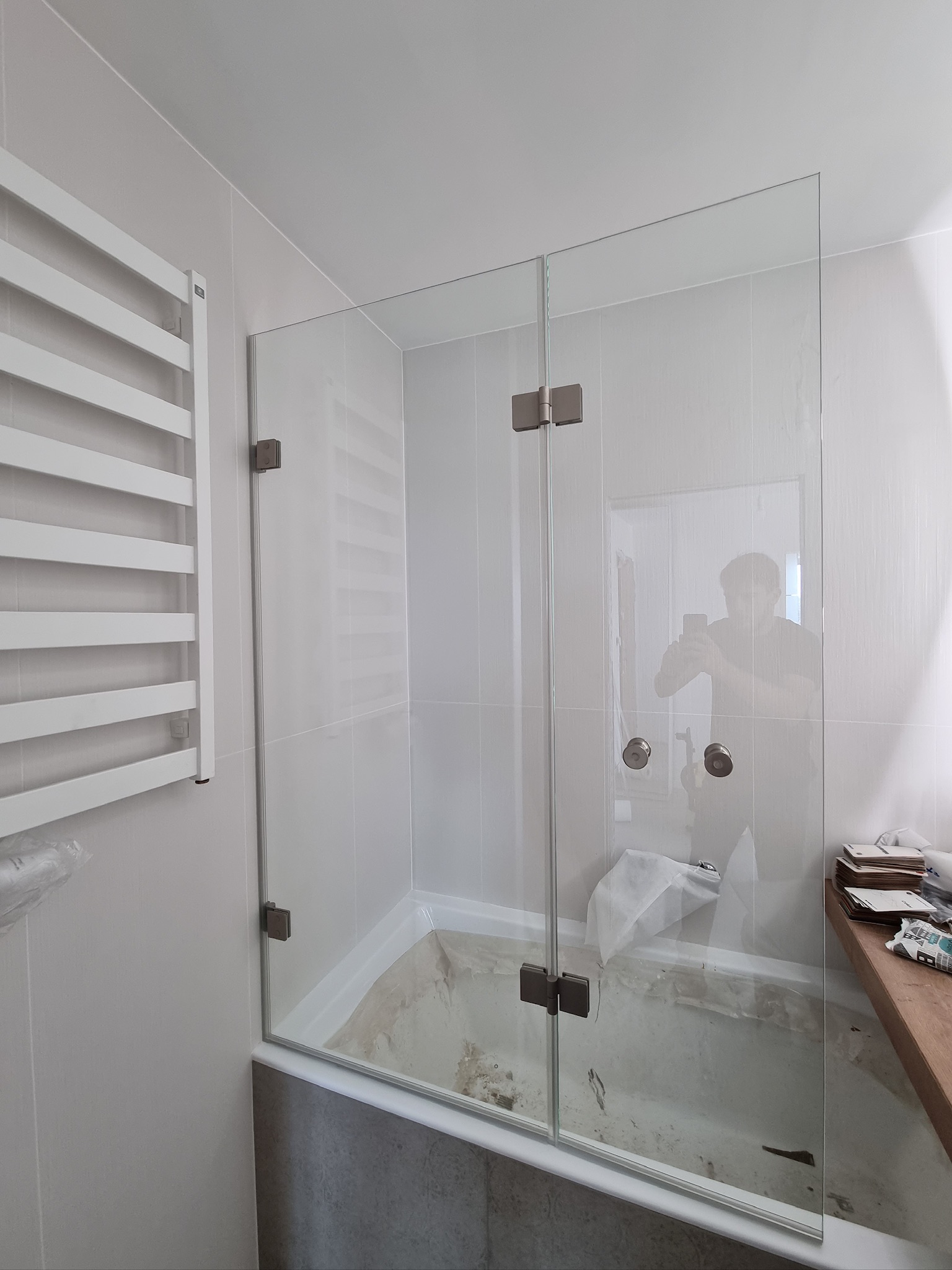 Wanna z przeszkleniem